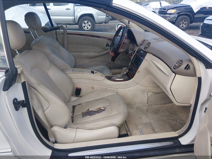 2009 MERCEDES-BENZ CLK 350 · Фото 5