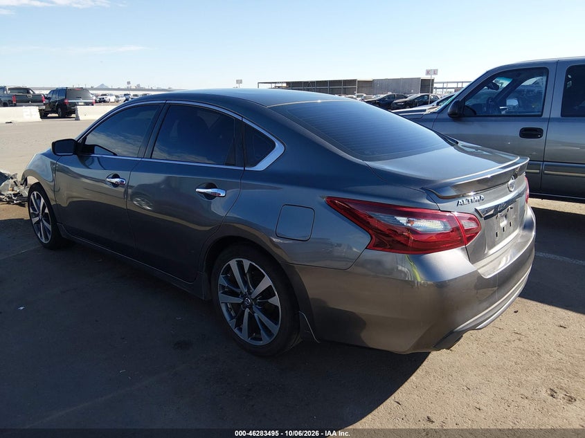 Vin: 1n4al3ap8hc138121, lot: 46783641, nissan altima 2.5 sr 20173