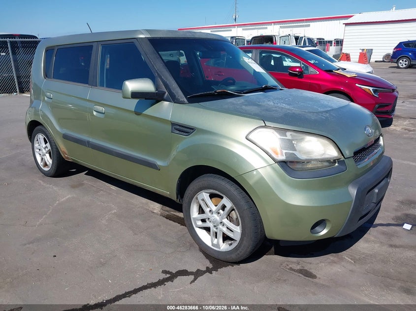 Vin: kndjt2a22a7087724, lot: 46783812, kia soul + 20101