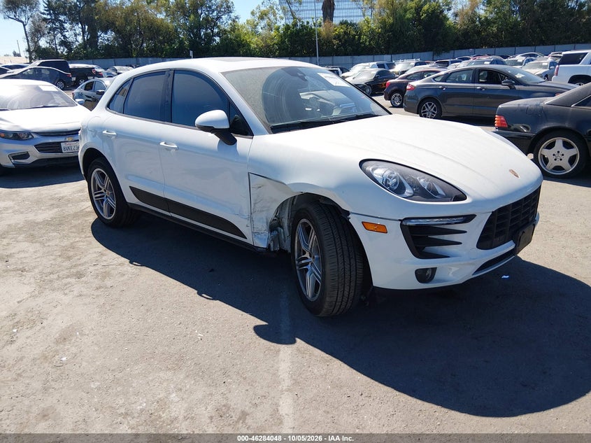 Vin: wp1ab2a5xflb74510, lot: 46784194, porsche macan s 2015 img_1