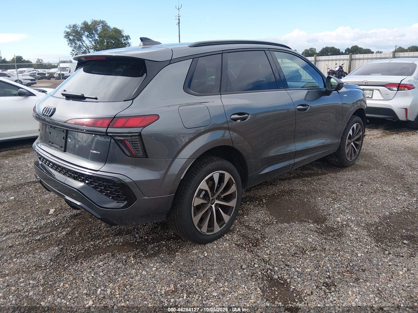 2026 AUDI Q3 TFSI QUATTRO S TRONIC · Фото 4