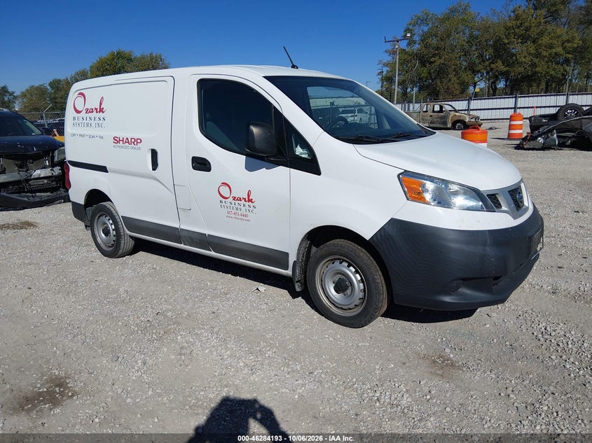 2017 NISSAN NV200 S