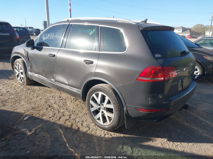 Vin: wvgek9bp6cd006750, lot: 46784457, volkswagen touareg tdi executive 20123