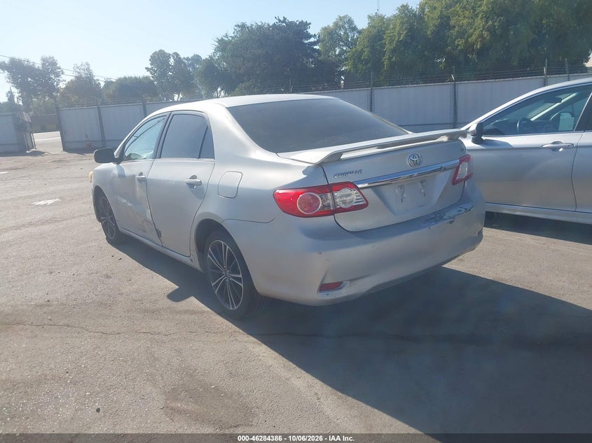 Vin: 2t1bu4ee8dc048754, lot: 46784533, toyota corolla le 20133