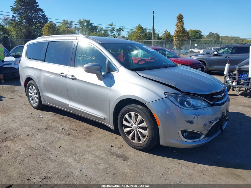 Vin: 2c4rc1bg4jr155155, lot: 46784550, chrysler pacifica touring l 20181