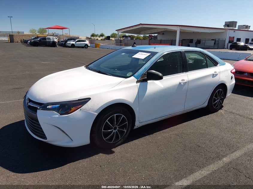 2016 Toyota Camry, Normal Wear & Tear, IAAI, VIN 4T4BF1FK0GR530091 — photo 2