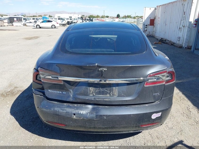 TESLA MODEL S - zdjęcie 17