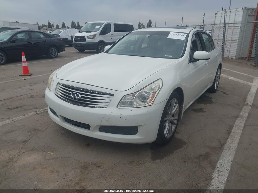 2008 INFINITI G35 JOURNEY · Фото 2