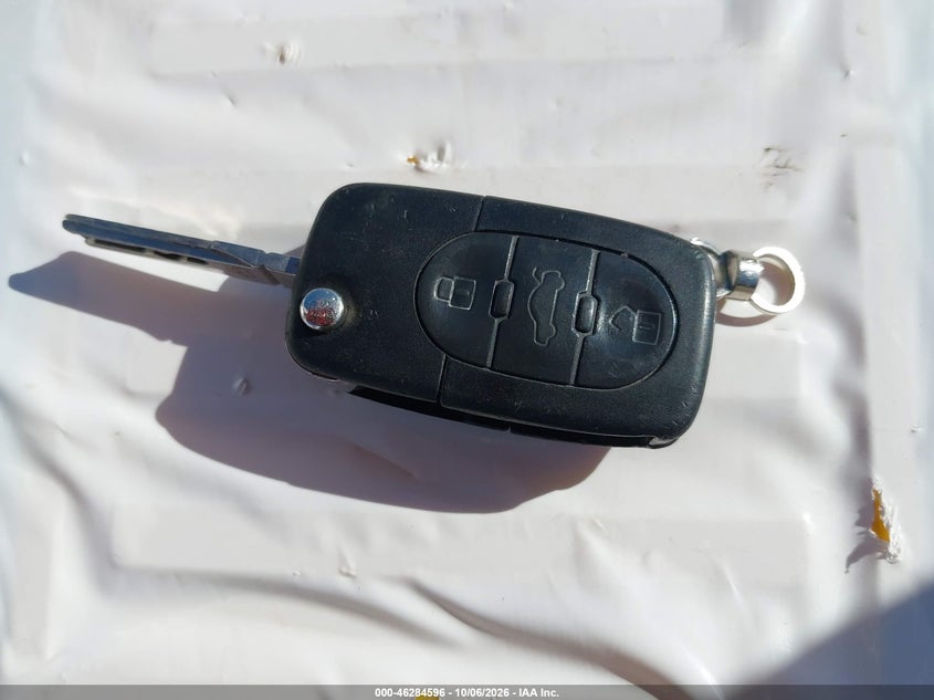 AUDI A4 2003 VIN WAUVC68E83A370933