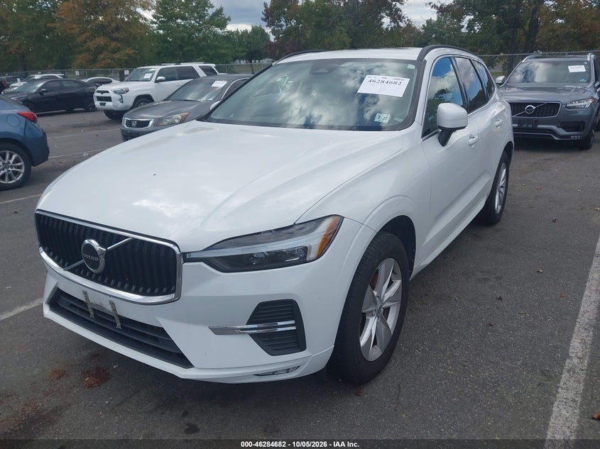 2022 Volvo XC60, Flood, IAAI, VIN YV4L12RK5N1905973 — photo 2