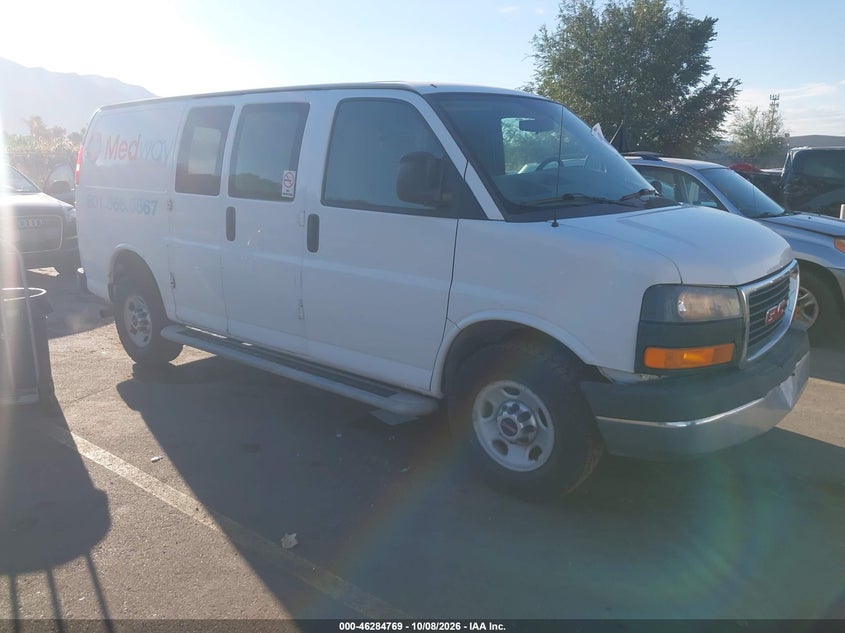 Vin: 1gtw7fcf4f1901402, lot: 46784915, gmc savana 2500 work van 20151
