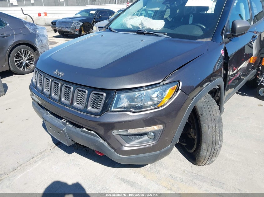 2021 JEEP COMPASS TRAILHAWK 4X4 · Photo 6