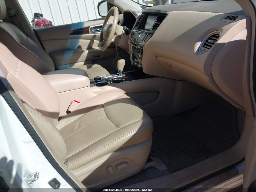 NISSAN PATHFINDER 2013 VIN 5N1AR2MM6DC648705