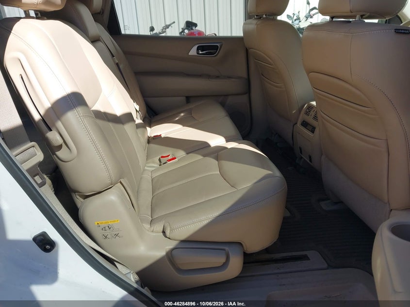 NISSAN PATHFINDER 2013 VIN 5N1AR2MM6DC648705