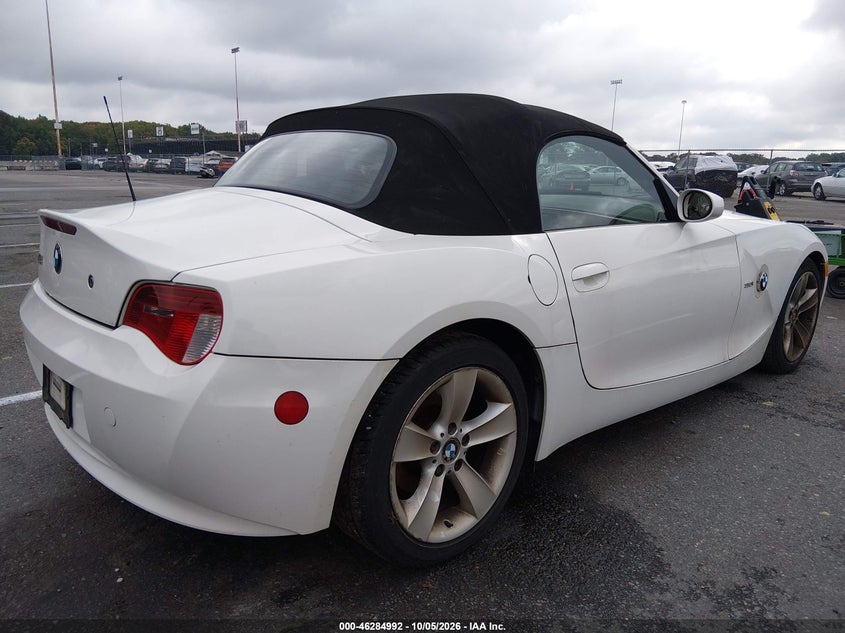 BMW Z4 2006 VIN 4USBU33536LW66907