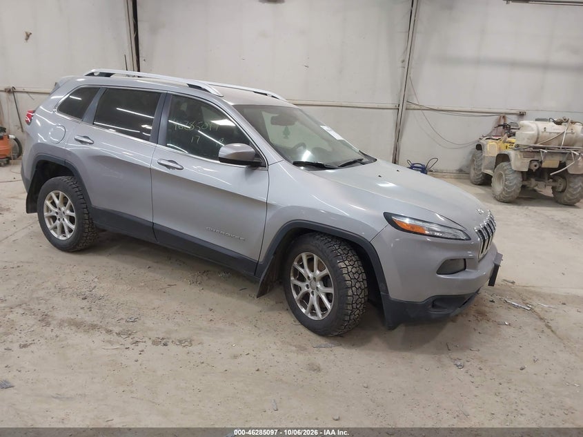 Vin: 1c4pjmcb5hw510823, lot: 46785244, jeep cherokee latitude 4x4 20171