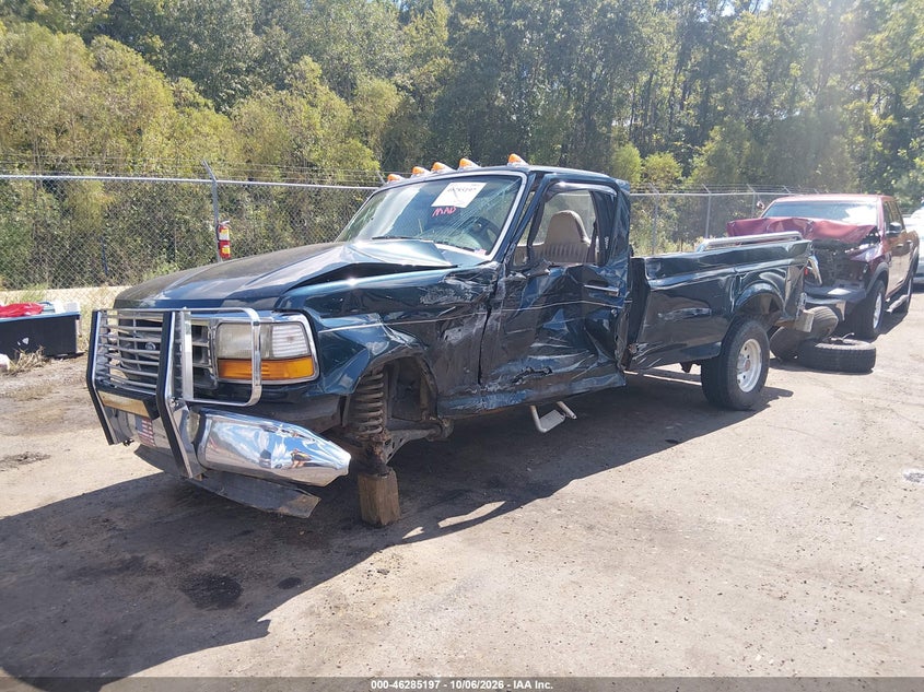 1995 Ford F150, Left Side, IAAI, VIN 1FTEF15Y2SLB80110 — photo 2