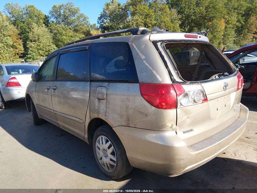 2006 TOYOTA SIENNA LE · Photo 3