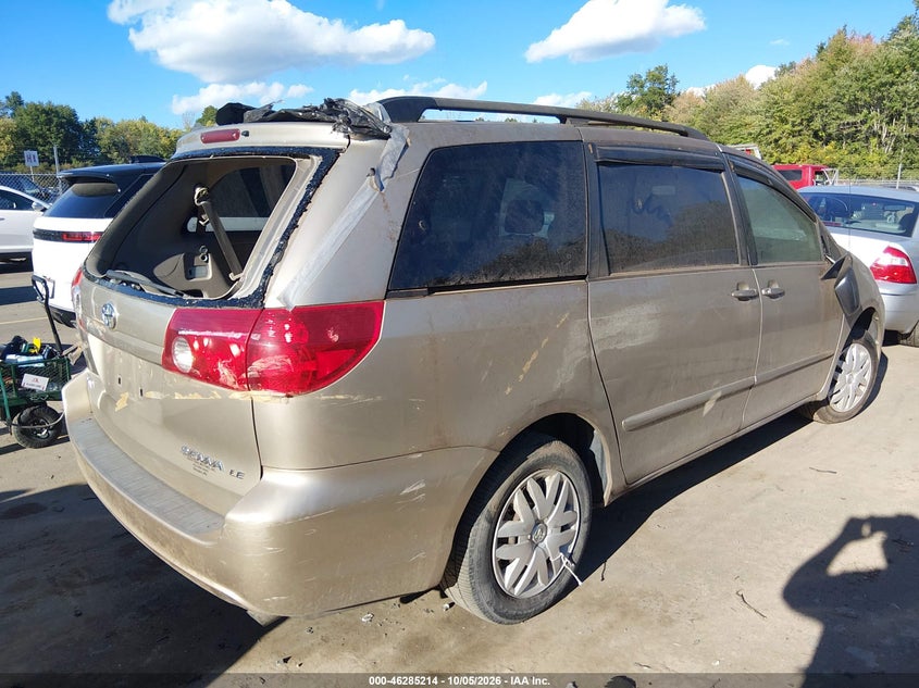 2006 TOYOTA SIENNA LE · Photo 4