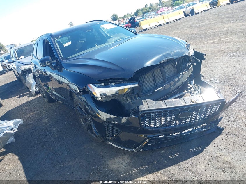 Vin: yv4m12rd5s1029889, lot: 46785382, volvo xc60 b5 ultra black edition 2025 img_1