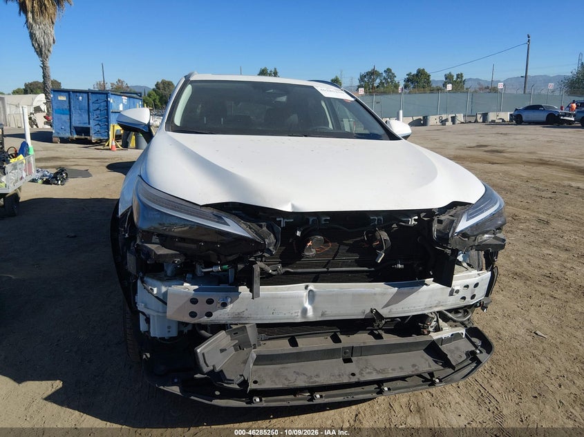 LEXUS NX 450H+ - zdjęcie 6