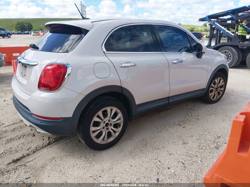 2016 FIAT 500X LOUNGE · Фото 4