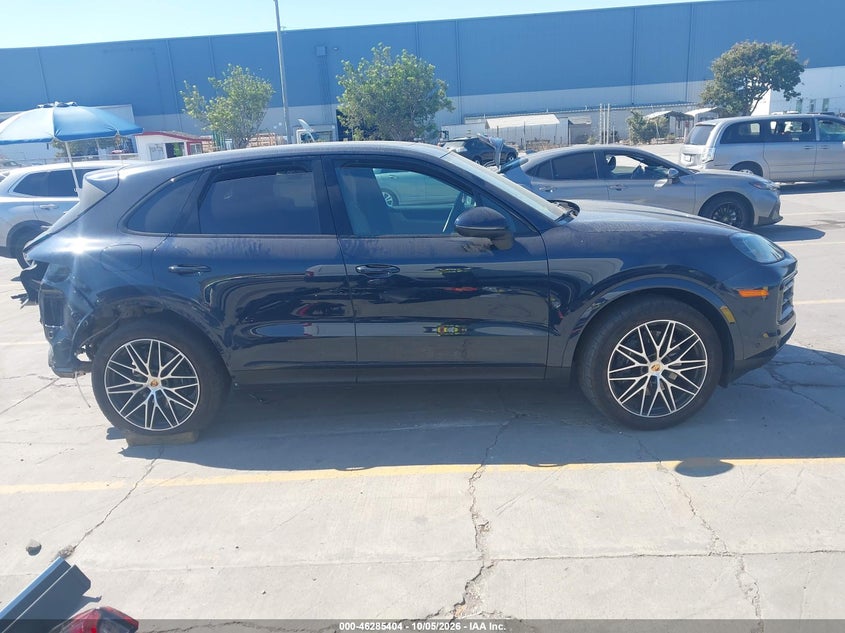 2025 PORSCHE CAYENNE · Фото 14