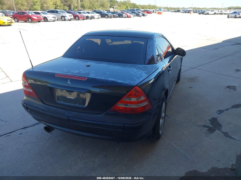 MERCEDES-BENZ SLK 320 2001 VIN WDBKK65F41F234013