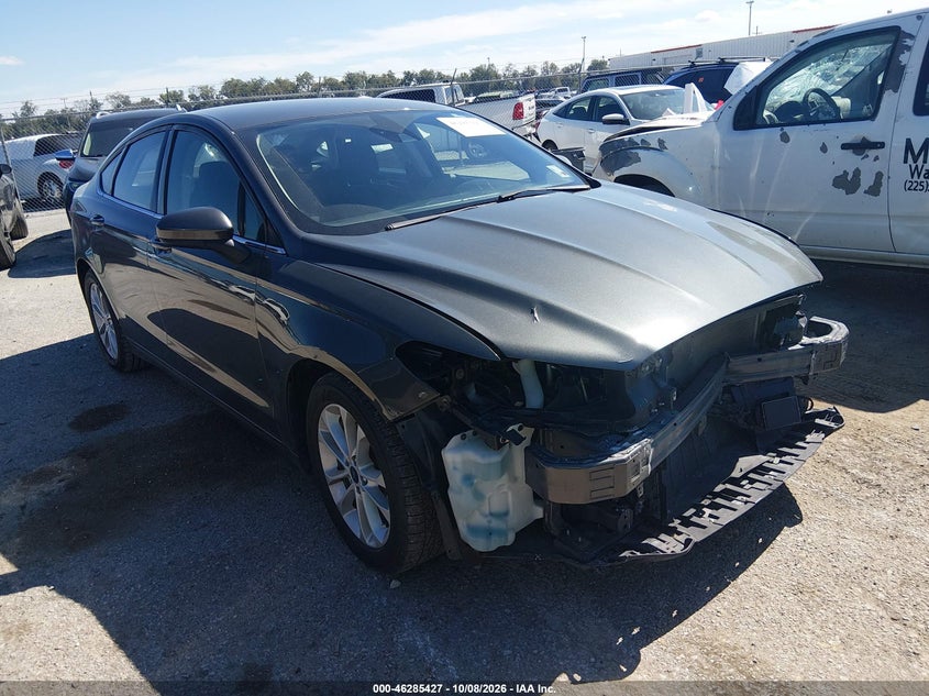 Vin: 3fa6p0hd9lr149739, lot: 46785573, ford fusion se 2020 img_1