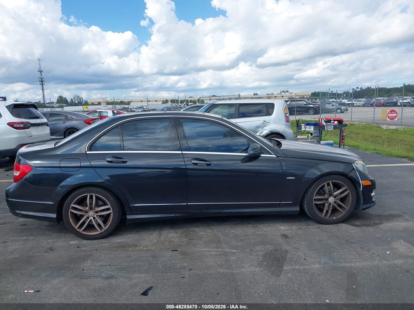 MERCEDES-BENZ C 250 2012 VIN WDDGF4HB0CR201610