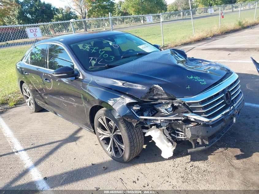 Vin: 1vwsa7a33mc006447, lot: 46785633, volkswagen passat 2.0t se 2021 img_1