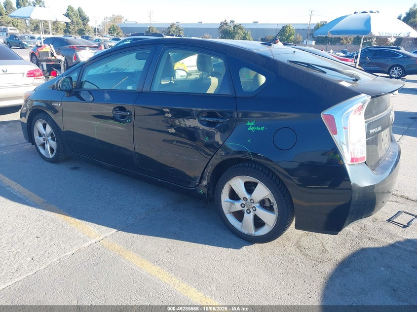 Vin: jtdkn3duxc5415939, lot: 46785711, toyota prius five 20123