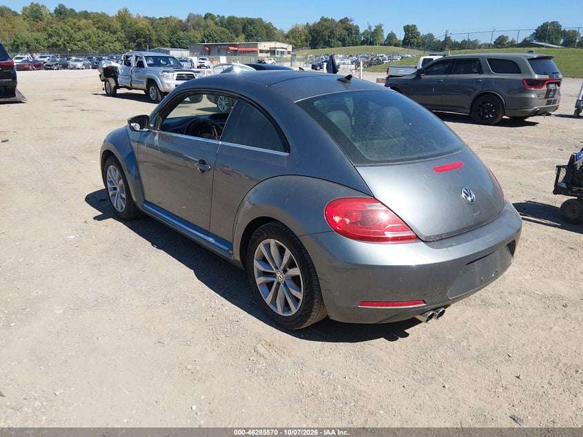 2014 VOLKSWAGEN BEETLE 2.0L TDI · Фото 3