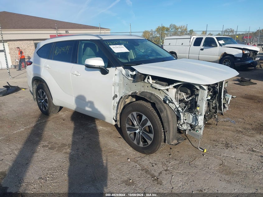 Vin: 5tdjzrbh2ns171936, lot: 46785790, toyota highlander xse 20221