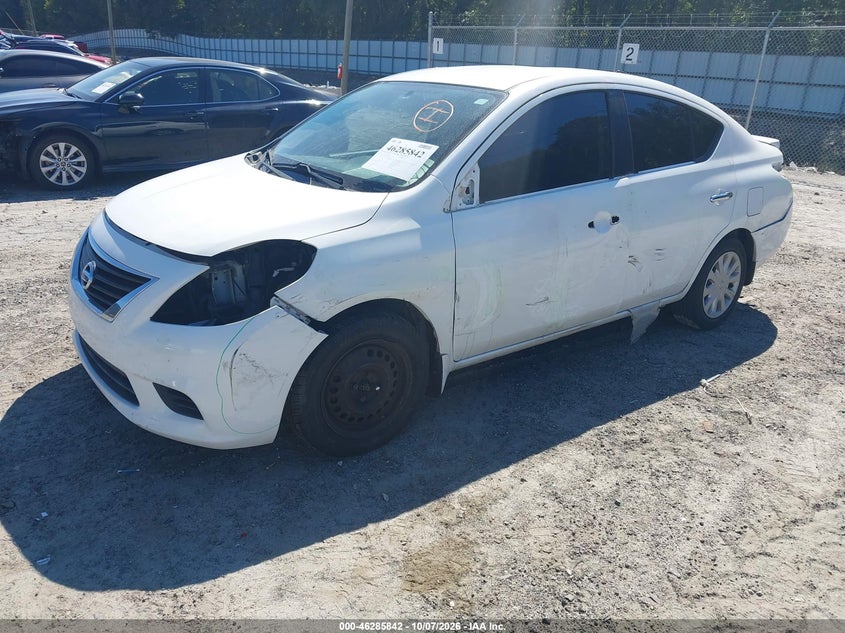 2013 NISSAN VERSA 1.6 SV · Фото 2