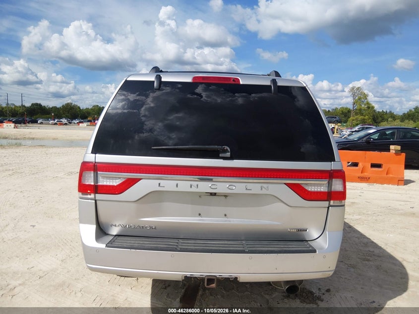 2015 LINCOLN NAVIGATOR · Фото 16