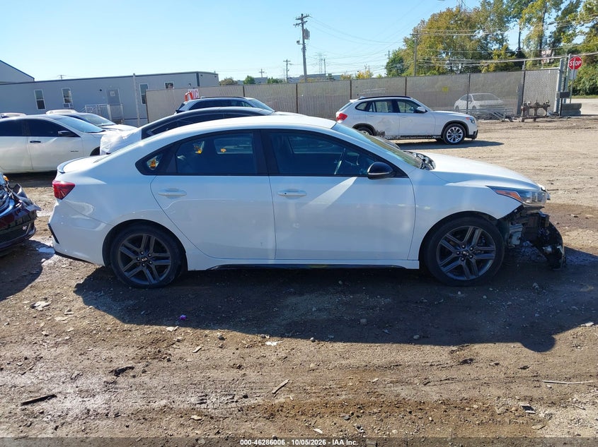 2020 KIA FORTE GT-LINE · Фото 13