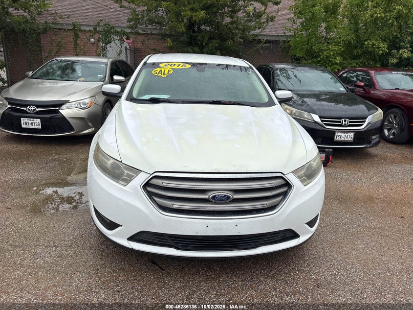 2015 FORD TAURUS SEL · Photo 6