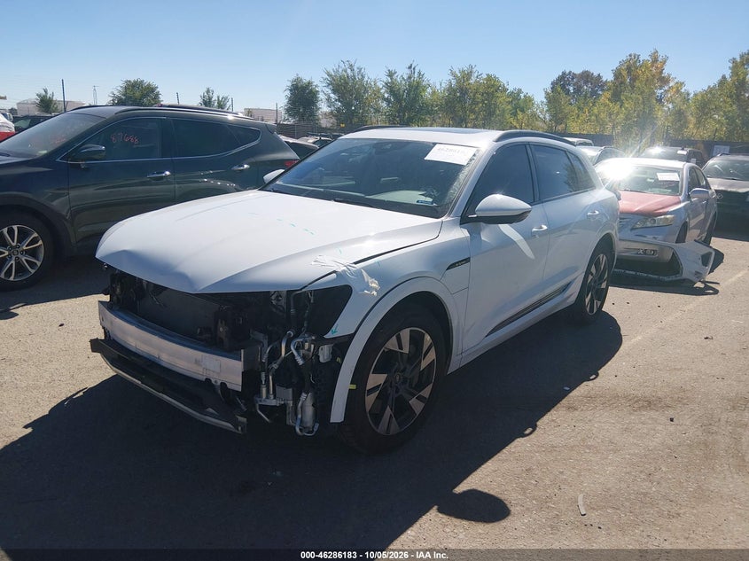 Vin: wa1aaage0mb016602, lot: 46786329, audi e-tron premium quattro 20212