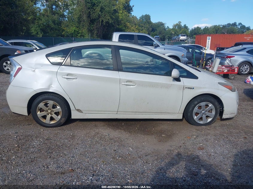 2011 TOYOTA PRIUS THREE · Фото 13