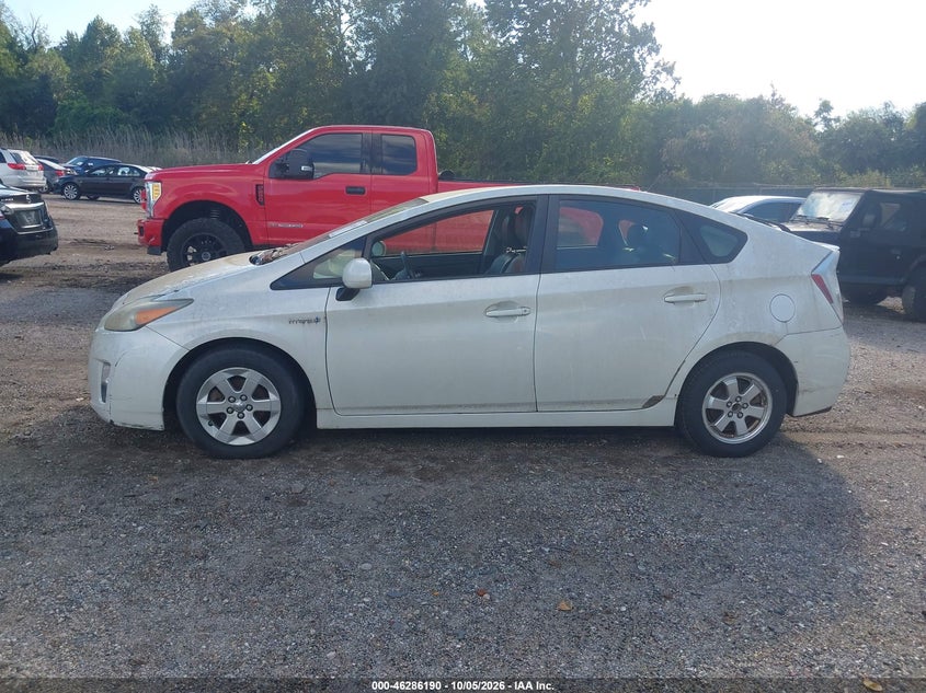 2011 TOYOTA PRIUS THREE · Фото 14