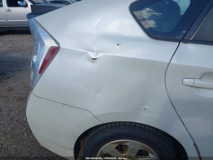 2011 TOYOTA PRIUS THREE · Фото 18