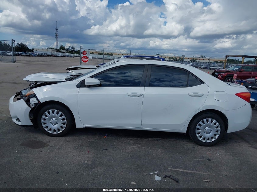 TOYOTA COROLLA - zdjęcie 14
