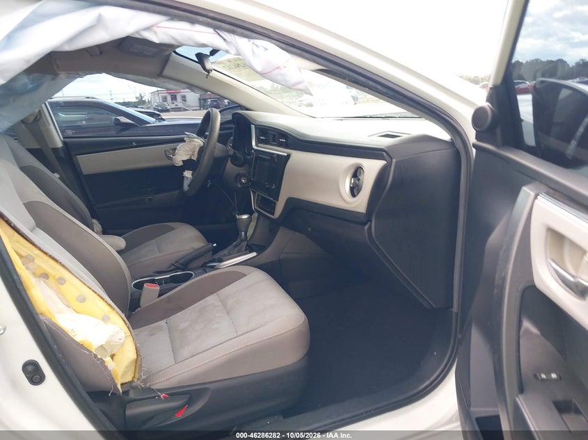 TOYOTA COROLLA - zdjęcie 5