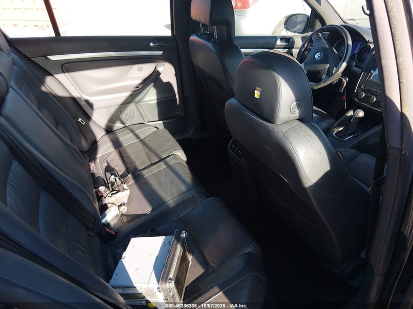 VOLKSWAGEN GTI 2007 VIN WVWHV71K27W125618