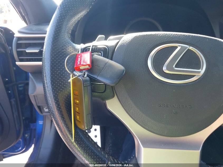 LEXUS RC 350 - zdjęcie 11