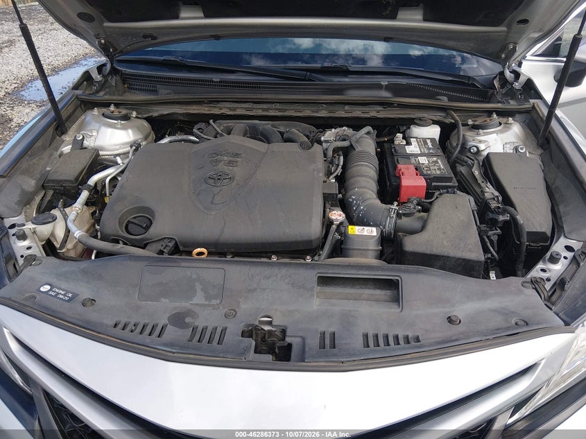 TOYOTA CAMRY - zdjęcie 10