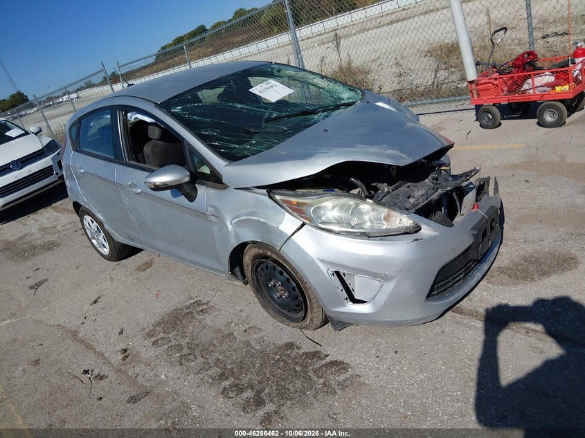 Vin: 3fadp4ej7dm205037, lot: 46786608, ford fiesta se 2013 img_1