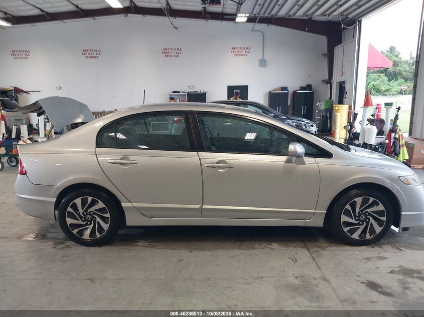 2010 HONDA CIVIC LX · Фото 14