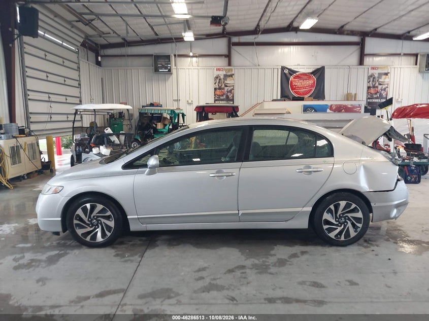 2010 HONDA CIVIC LX · Фото 15